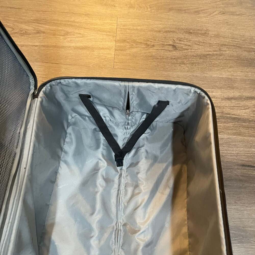 Protocol Black Softside Expandable Rolling Uprigh… - image 4